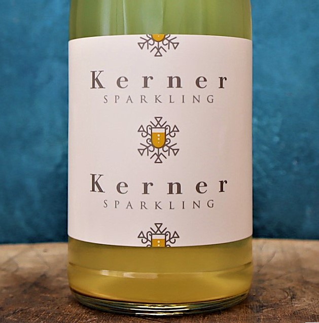 スパークリング ケルナー 2023 サッポロワイン