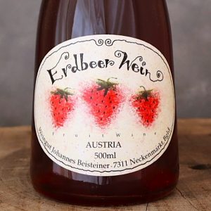 Erdveer Wein イチゴワイン 500ml